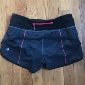 Lululemon speed short grey & Black Sz 2